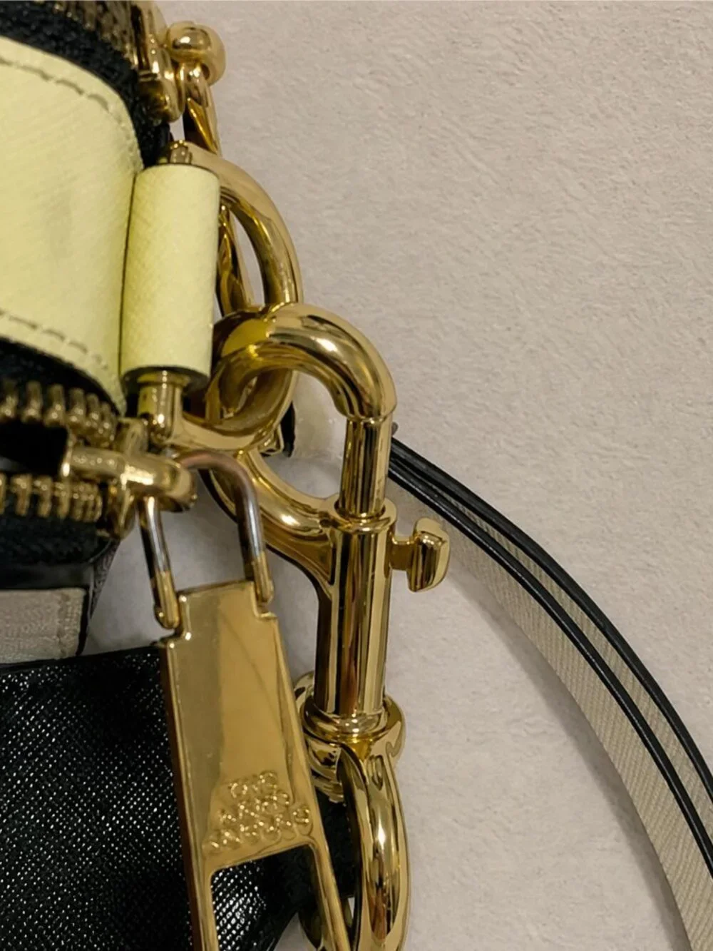 MARC JACOBS camera bag